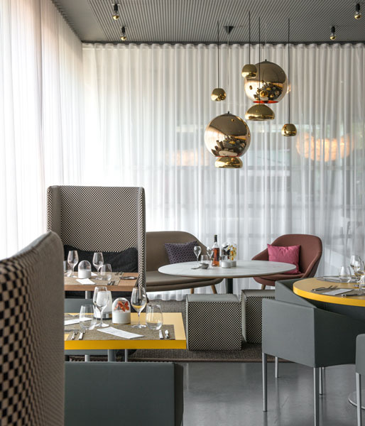 05-coin-lounge-restaurant-mia-Sophie-Petit