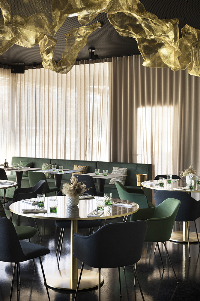 Brasserie Lattara, coin banquette